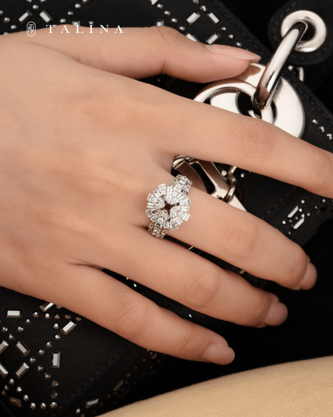 Soleil Pavé Halo Ring (0.6ct Round) 